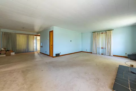 3081 Springfield Jamestown Rd, Springfield, OH 45505 photo 10