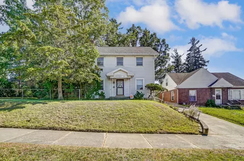 1014 Pine St, Springfield, OH 45505 photo 3