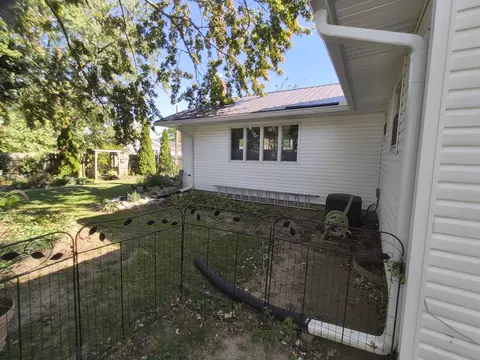 Exterior - 830 Linden Ave, Celina, OH 45822 photo 26 of 39