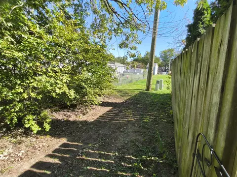 Exterior - 830 Linden Ave, Celina, OH 45822 photo 19 of 39