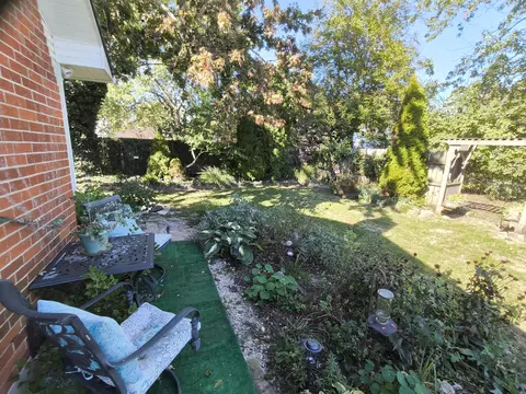 Exterior - 830 Linden Ave, Celina, OH 45822 photo 11 of 39