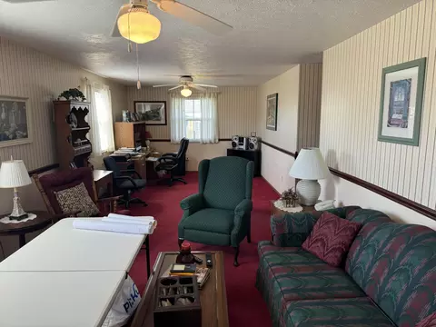 3951 Delmar Cir, Springfield, OH 45503 photo 24
