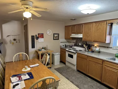 3951 Delmar Cir, Springfield, OH 45503 photo 12
