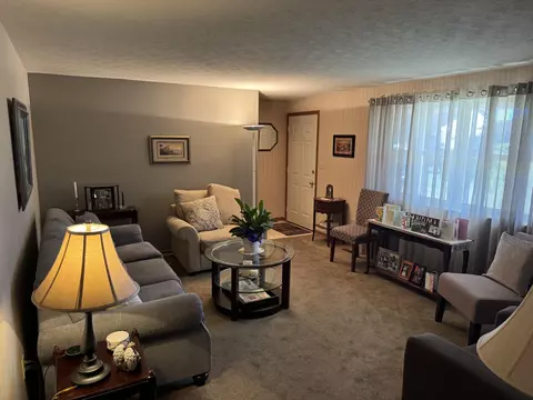 3951 Delmar Cir, Springfield, OH 45503 photo 9