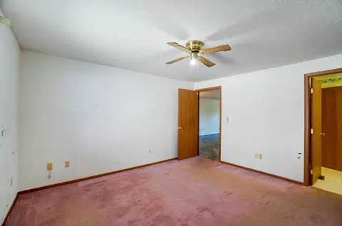 Bedroom - 1650 Sierra Ave, Springfield, OH 45503 photo 3 of 5