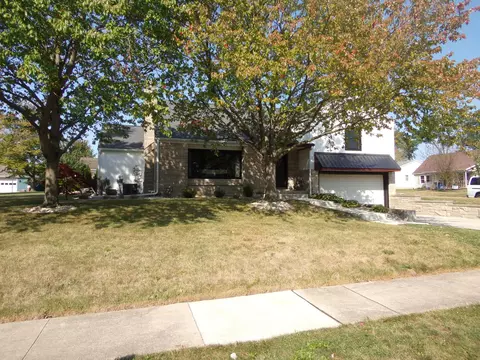 621 N Augustus St, Saint Marys, OH 45885
