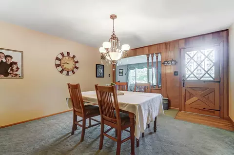 Entry Way - 2831 Hillside Ave, Springfield, OH 45503 photo 1 of 2