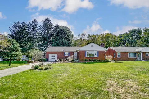 Exterior - 2831 Hillside Ave, Springfield, OH 45503 photo 4 of 21