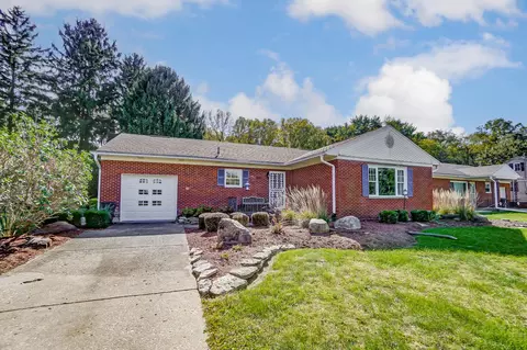 Exterior - 2831 Hillside Ave, Springfield, OH 45503 photo 5 of 21
