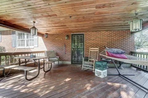 Exterior - 2831 Hillside Ave, Springfield, OH 45503 photo 8 of 21