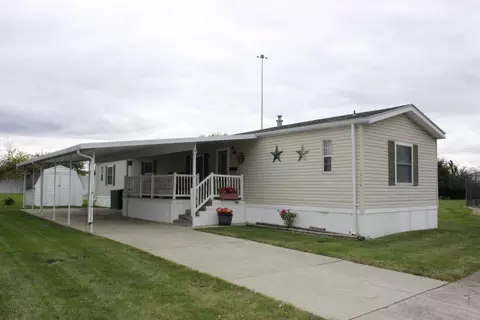 12170 Sandi Ln, Medway, OH 45341