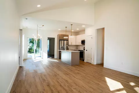 125 Village Green Dr, Sidney, OH 45365