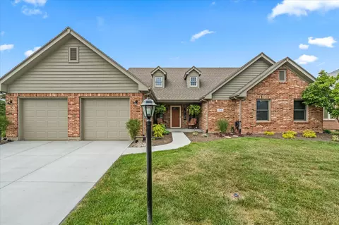 710 Westlake Dr, Troy, OH 45373