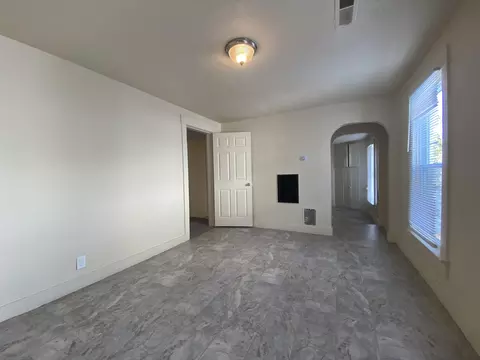 1812 W High St, Springfield, OH 45506 photo 12