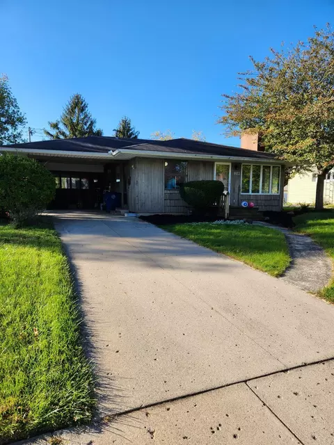 1023 Williams St, Saint Marys, OH 45885