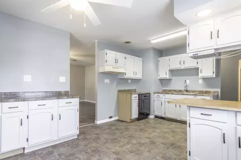 1081 Colonial Dr, Sidney, OH 45365 photo 10