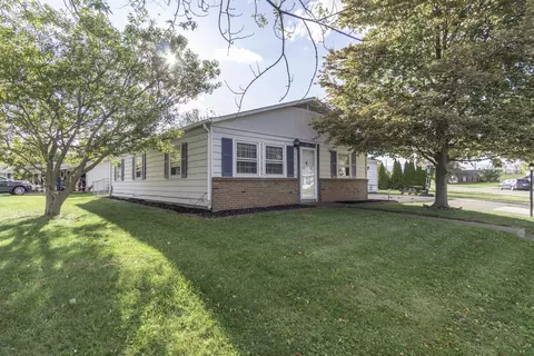 1081 Colonial Dr, Sidney, OH 45365 photo 5