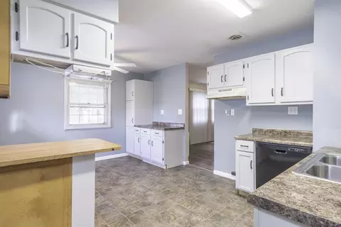 1081 Colonial Dr, Sidney, OH 45365 photo 16