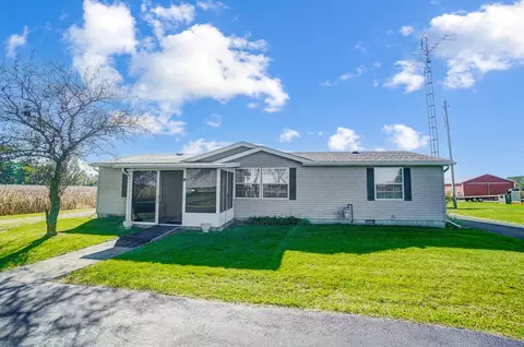 9658 Co Rd 33a, Wapakoneta, OH 45895