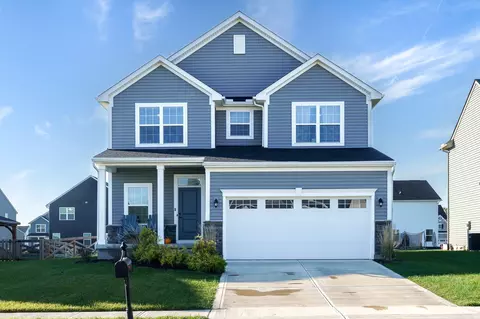 9175 Lakeside St, Tipp City, OH 45371