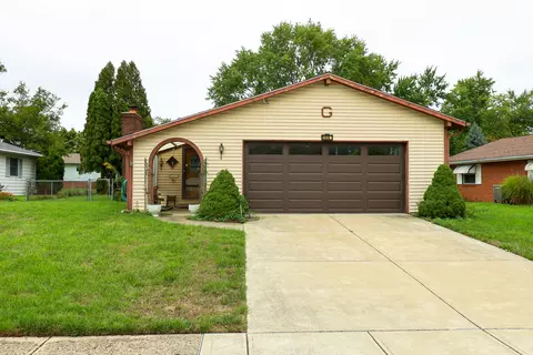 1806 W Parkway Dr, Piqua, OH 45356