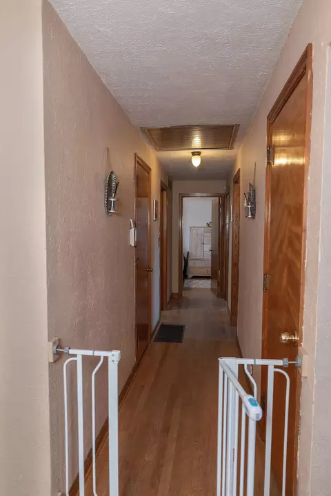 Entry Way - 1033 Talisman Cir, Springfield, OH 45503 photo 1 of 1