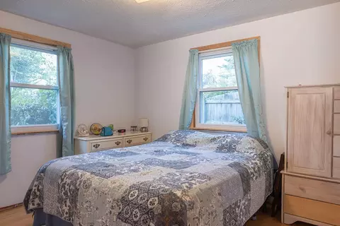 Bedroom - 1033 Talisman Cir, Springfield, OH 45503 photo 3 of 4