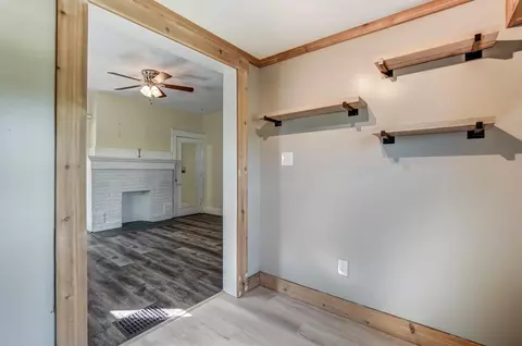 621 E Mccreight Ave, Springfield, OH 45503 photo 9