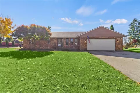 1228 Reservoir Rd, Bellefontaine, OH 43311