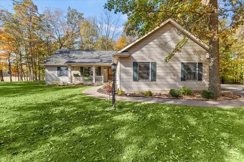 7686 Township Road 18, West Liberty, OH 43357