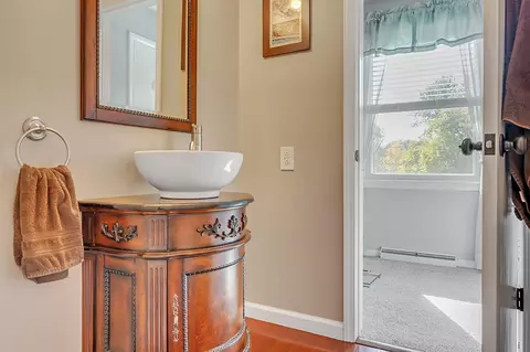 Bath - 1480 Shrine Rd, Springfield, OH 45504 photo 1 of 2