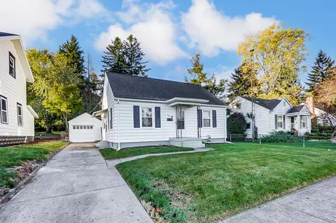 2423 Hillside Ave, Springfield, OH 45503