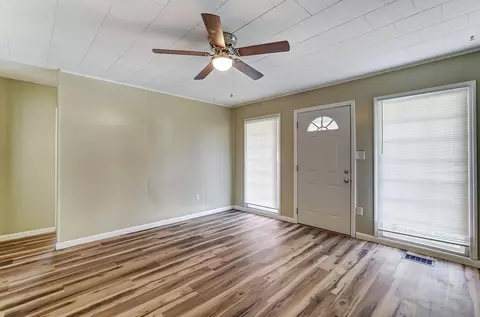 820 S Burnett Rd, Springfield, OH 45505 photo 5