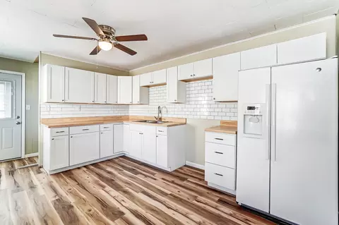 820 S Burnett Rd, Springfield, OH 45505 photo 9