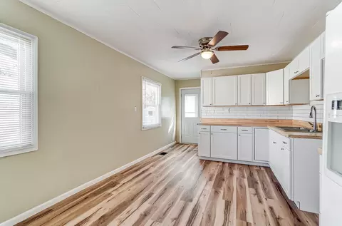 820 S Burnett Rd, Springfield, OH 45505 photo 8