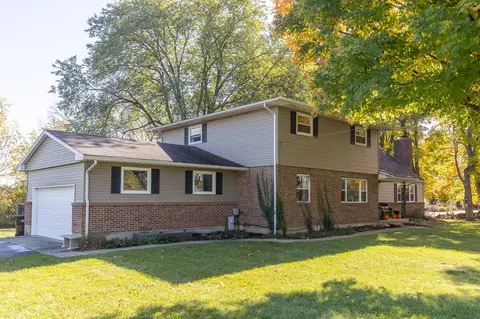 11458 Old Mill Rd, Englewood, OH 45322 photo 3