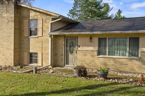 3555 Miller Rd, Springfield, OH 45502 photo 4