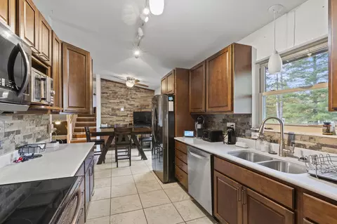 3555 Miller Rd, Springfield, OH 45502 photo 17