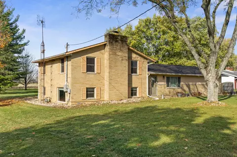 3555 Miller Rd, Springfield, OH 45502 photo 3