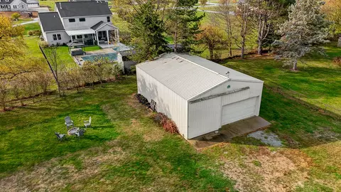 4659 E County Line Rd, Springfield, OH 45502 photo 5