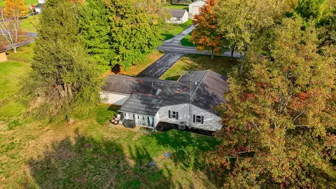 4659 E County Line Rd, Springfield, OH 45502 photo 4