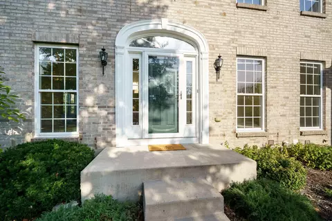1081 Star Valley Ct, Centerville, OH 45458 photo 3