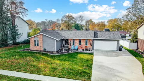 730 Tall Oaks Ave, Lima, OH 45805