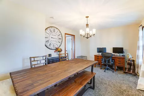 Dining - 3931 Pinewood Ave, Springfield, OH 45502 photo 3 of 3