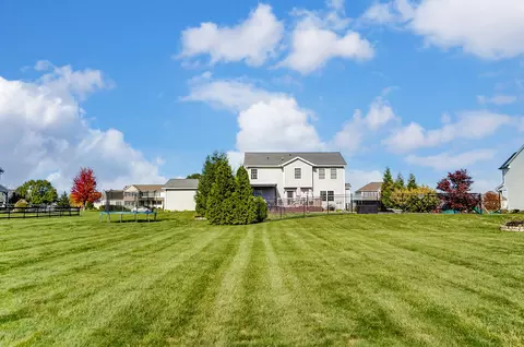 Exterior - 3931 Pinewood Ave, Springfield, OH 45502 photo 16 of 16