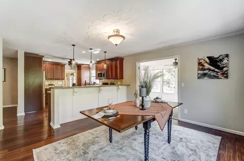 Dining - 606 Westchester Park Dr, Springfield, OH 45504 photo 3 of 5