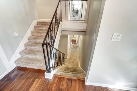 Entry Way - 606 Westchester Park Dr, Springfield, OH 45504 photo 9 of 10