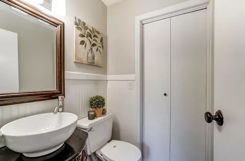 Bath - 606 Westchester Park Dr, Springfield, OH 45504 photo 1 of 11