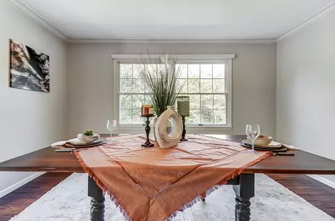 Dining - 606 Westchester Park Dr, Springfield, OH 45504 photo 2 of 5