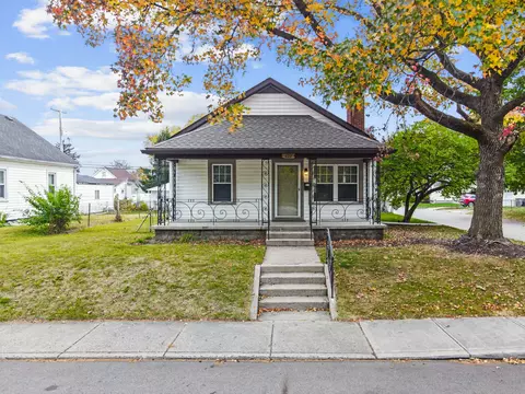 422 Ohio Ave, Troy, OH 45373